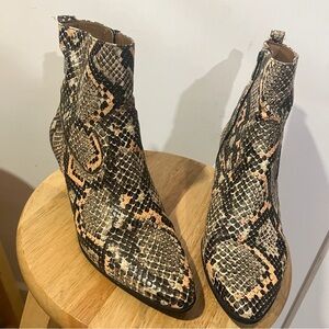 Lightly worn Circus Snake Skin Booties 8
